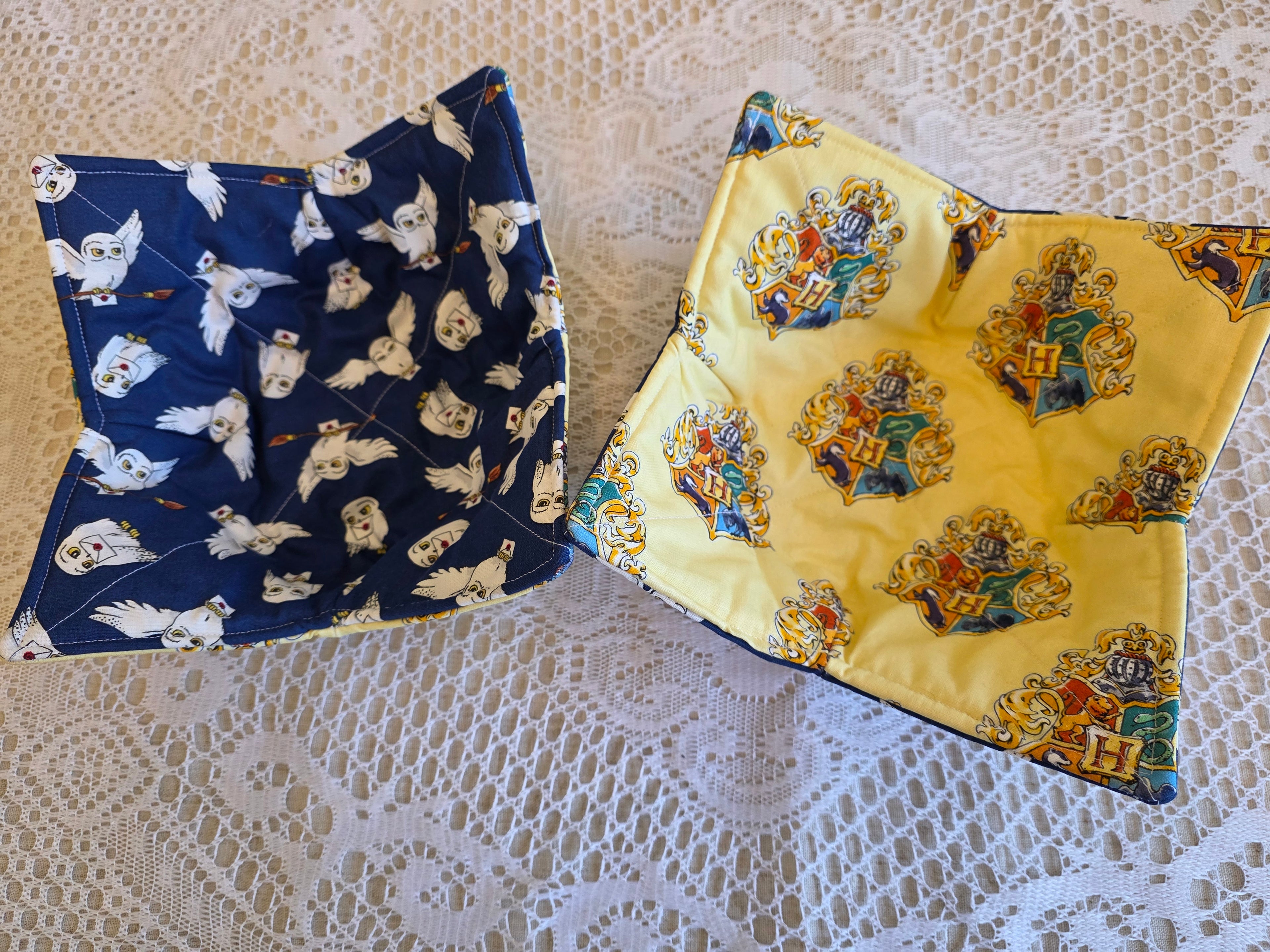 Harry Potter Bowl Cozies | Hogwarts | Hedwig | Reversible Bowl Cozies| Handmade Bowl Cozies