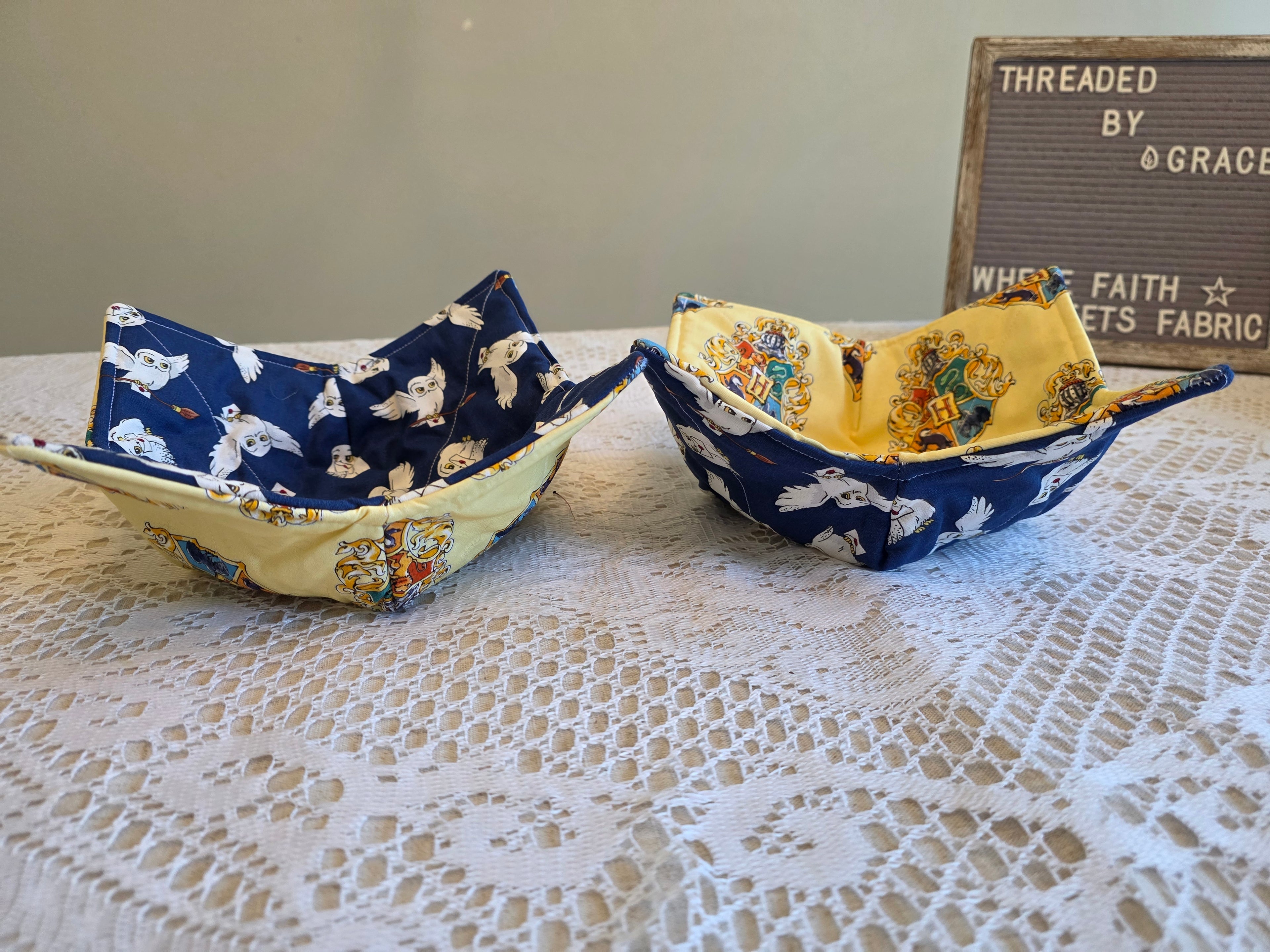 Harry Potter Bowl Cozies | Hogwarts | Hedwig | Reversible Bowl Cozies| Handmade Bowl Cozies