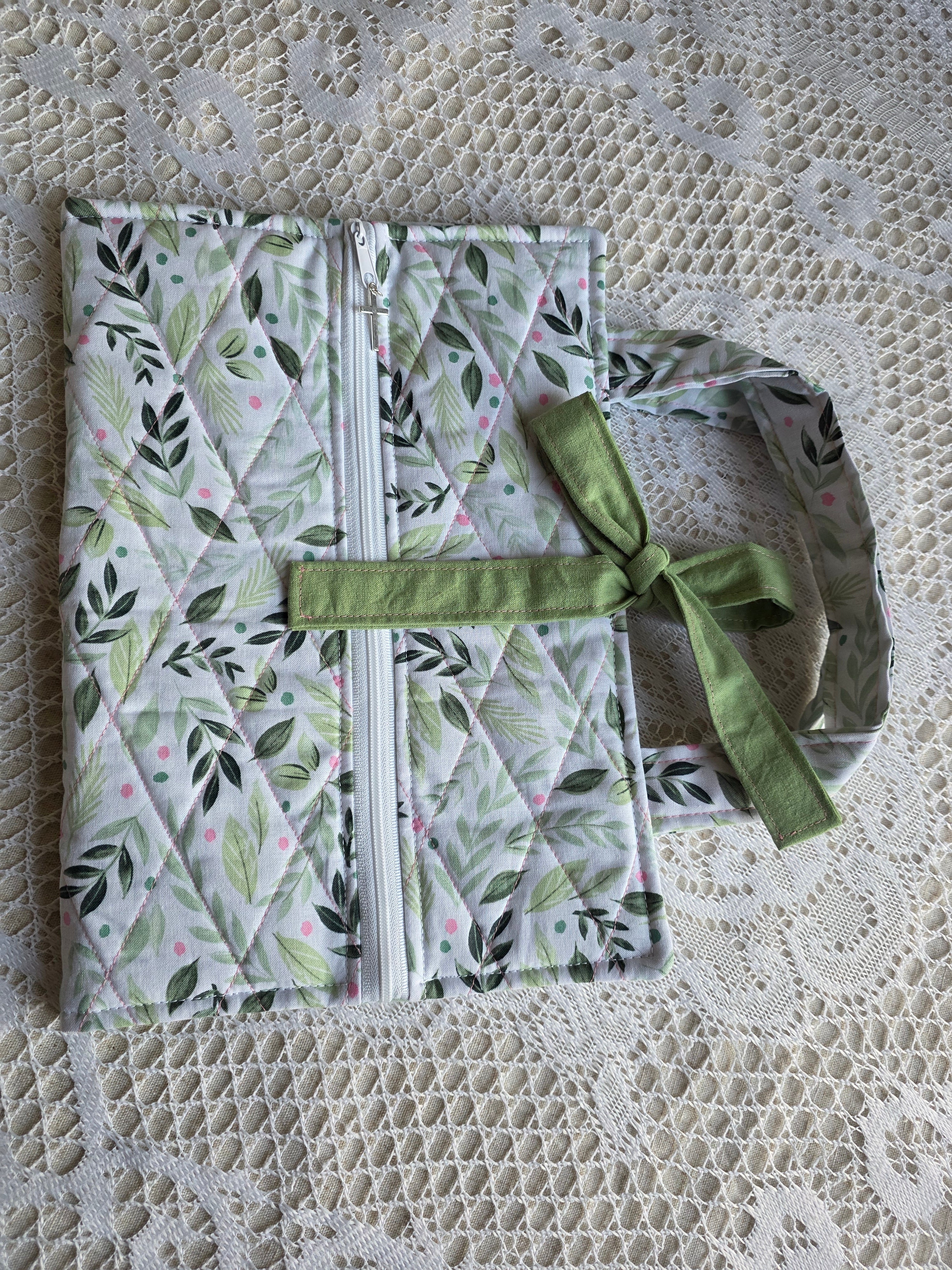 Green Leaves Mom Bundle | Green Leaves Bible Cover with Matching Burp Cloth | New Mom Gift | Mom Gift | Mother Gift