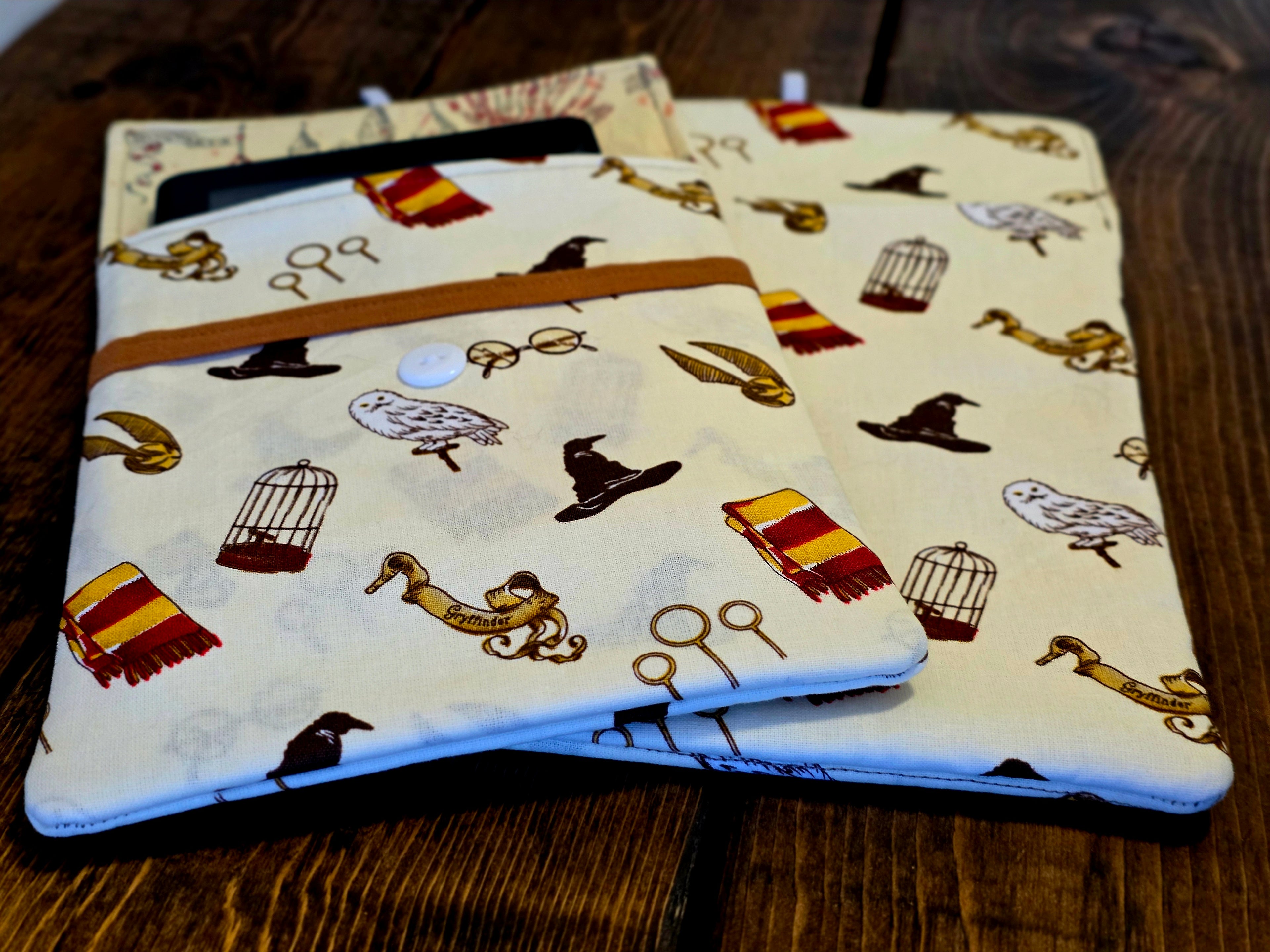 Kindle Sleeves | Kindle Cover | Handmade Kindle Protector | Button Over Kindle Sleeve