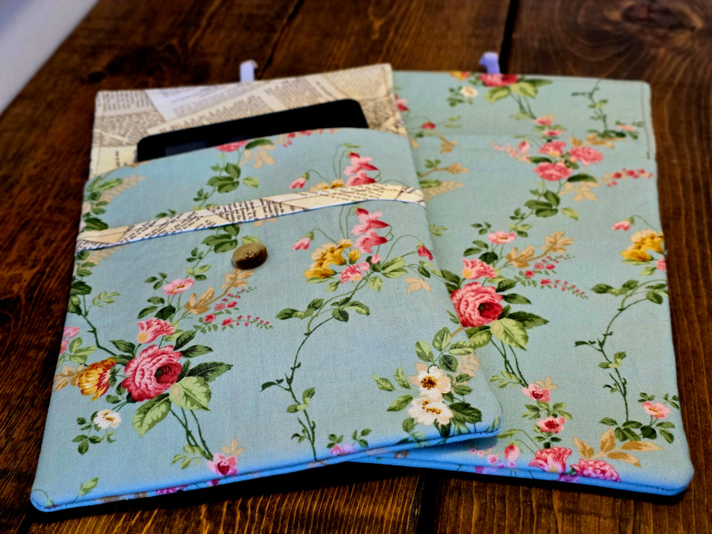 Kindle Sleeves | Kindle Cover | Handmade Kindle Protector | Button Over Kindle Sleeve