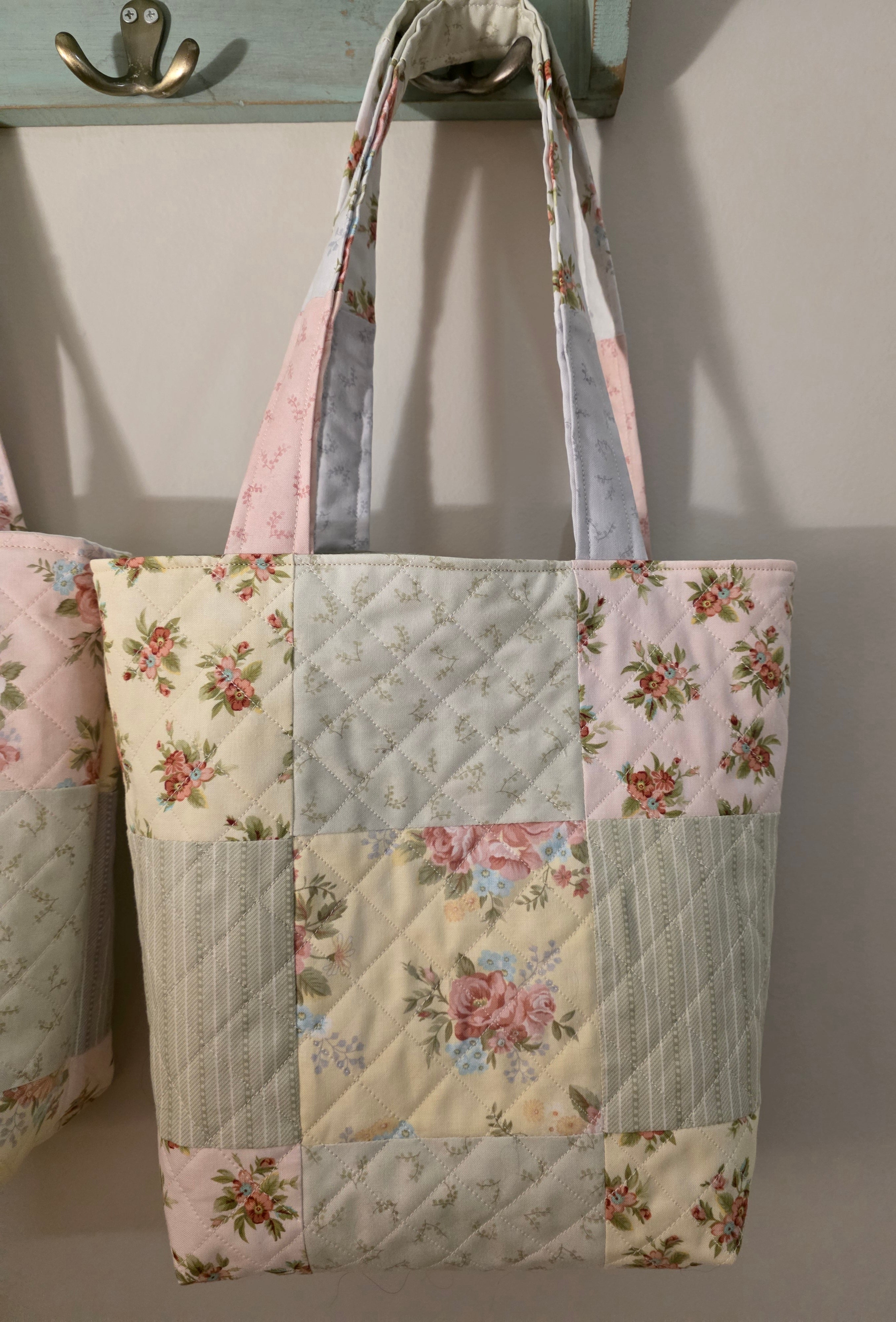 Shabby Chic Patchwork Quilted Tote Bag | Quilted Tote Bag | Library Bag | Shabby Chic Tote Bag | Everyday Tote Bag
